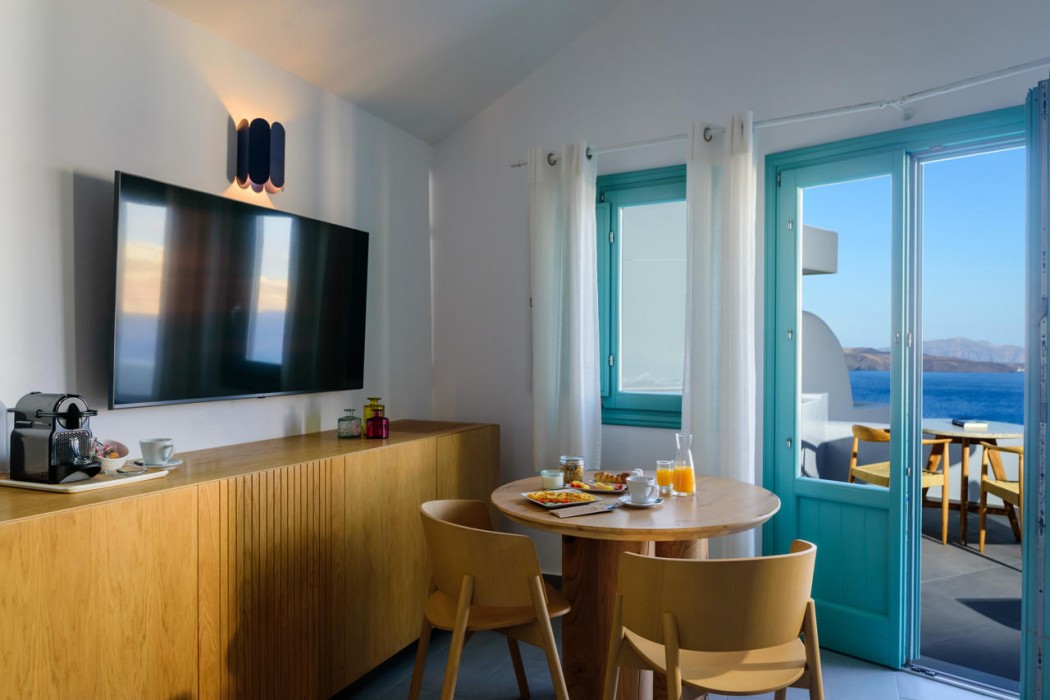 Room at Neptune Luxury Spa Suites, SANTORINI