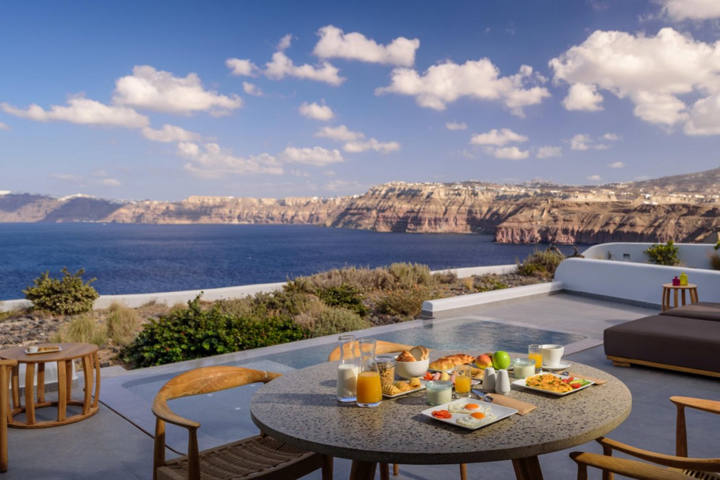Neptune Luxury Spa Suites 16/72