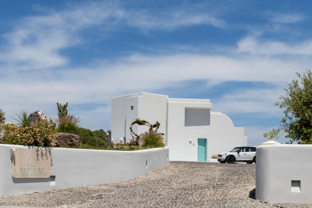 Neptune Luxury Spa Suites 19/72