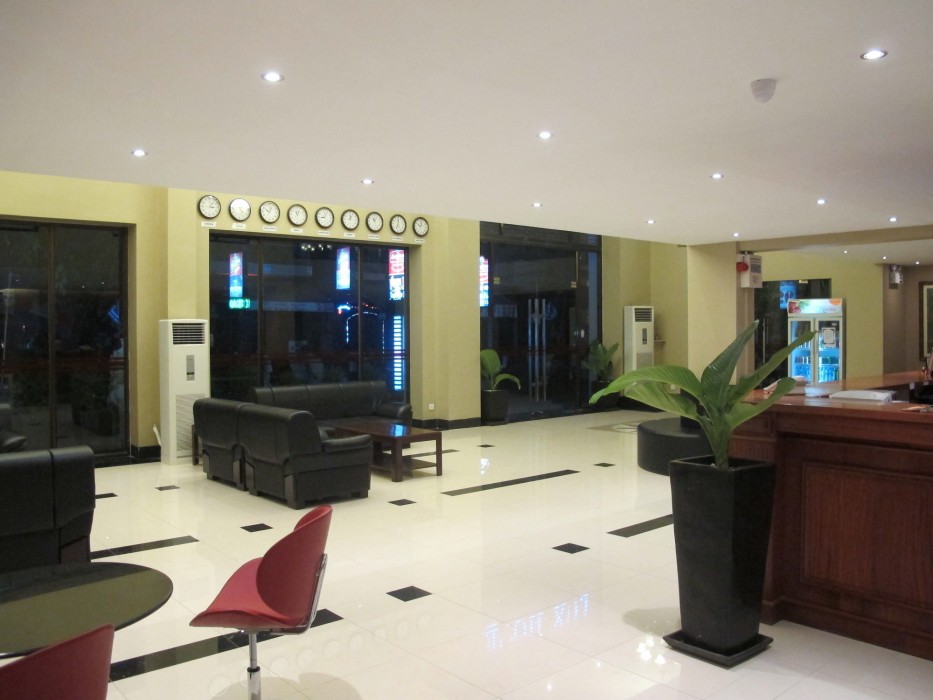 Lux Riverside Hotel & Apartment 68/99