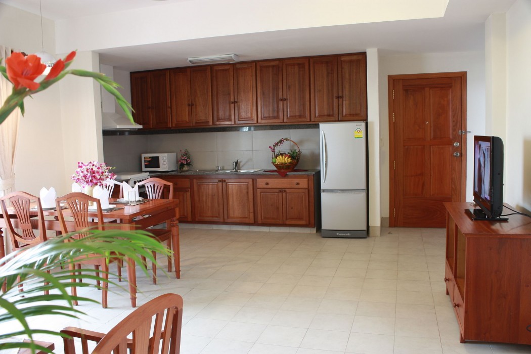 Lux Riverside Hotel & Apartment 45/99