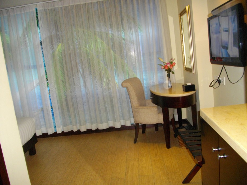 Lux Riverside Hotel & Apartment 64/99