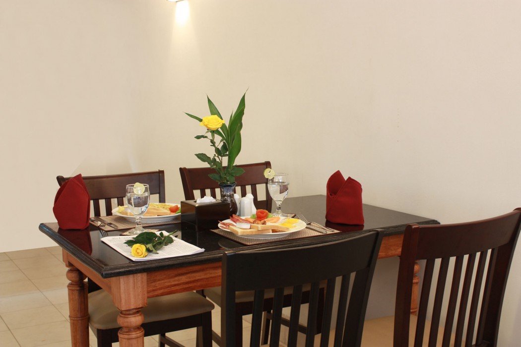 Lux Riverside Hotel & Apartment 55/99