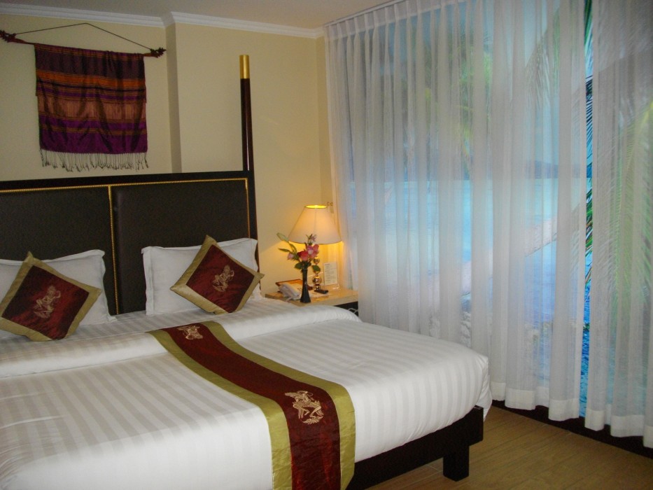 Lux Riverside Hotel & Apartment 65/99