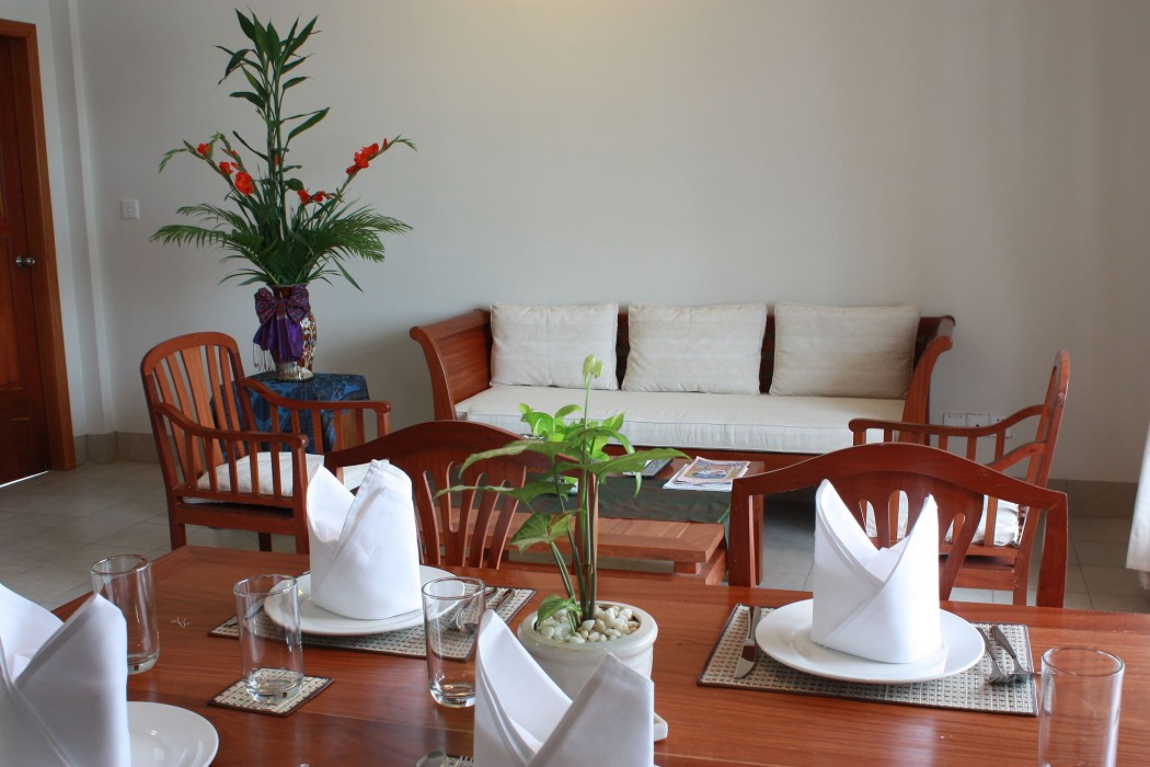 Lux Riverside Hotel & Apartment 51/99