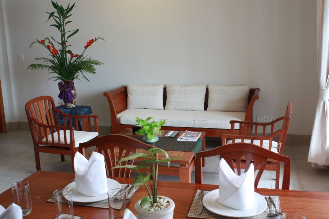 Lux Riverside Hotel & Apartment 31/99