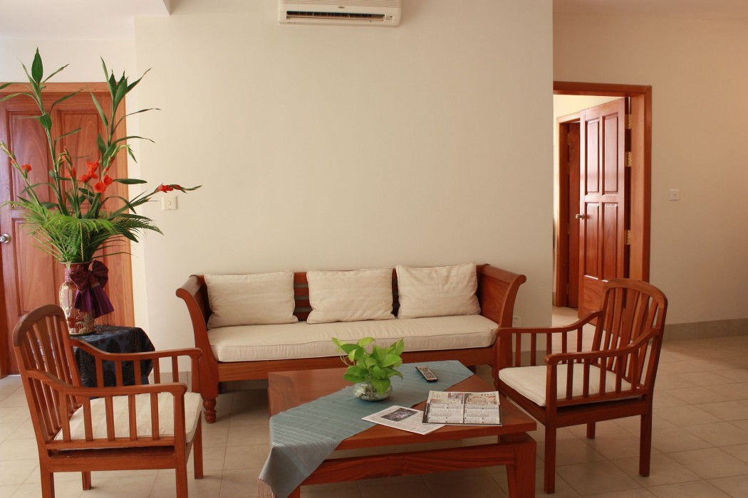 Lux Riverside Hotel & Apartment 30/99
