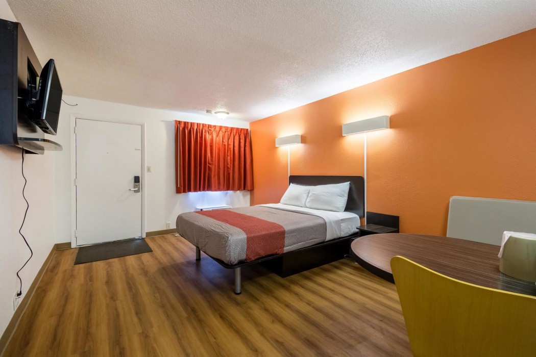 Motel 6 Indianapolis IN - South (ex Americas Best Inn South) 17/46