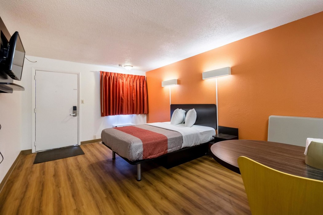 Motel 6 Indianapolis IN - South (ex Americas Best Inn South) 29/46