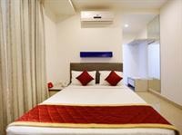 OYO Rooms Q City Gachibowli 13/15