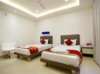 OYO Rooms Q City Gachibowli 6/15