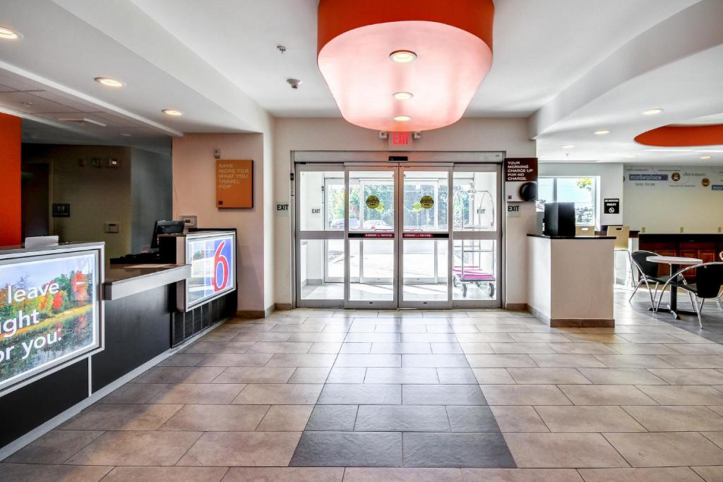 Motel6 Allentown, PA 7/45