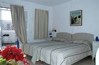 Hotel Anthousa 26/71
