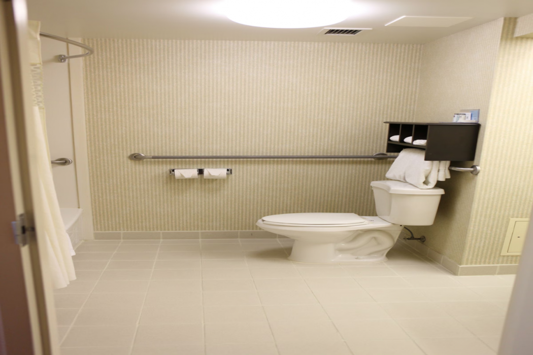 Country Inn & Suites by Radisson, Toronto Mississauga, ON 7/39