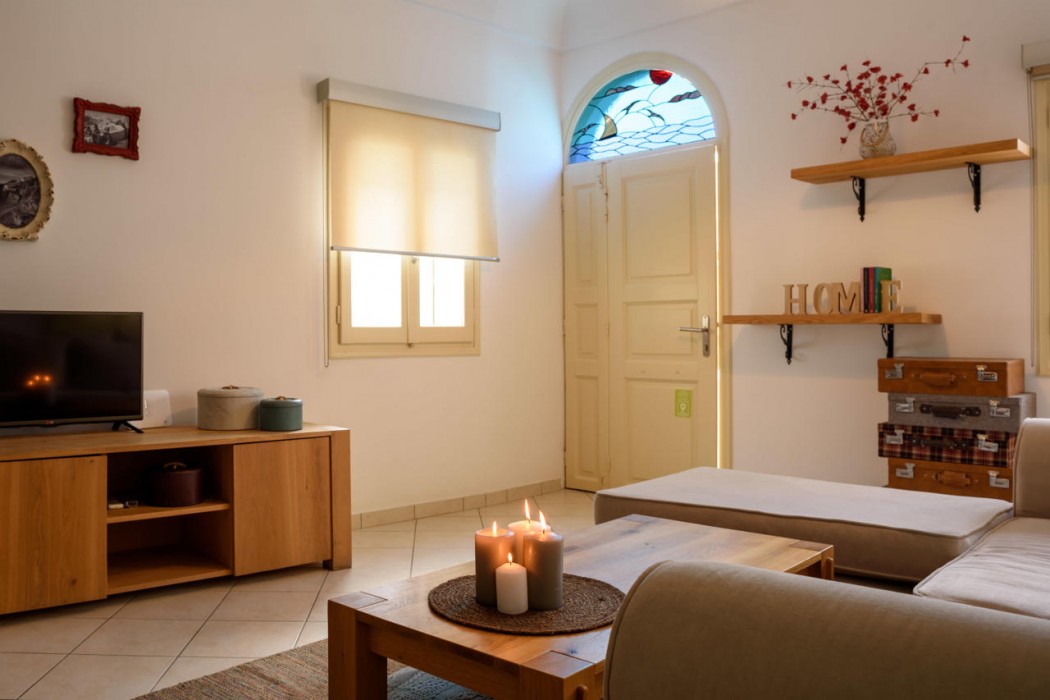 Suite Home Santorini 30/75