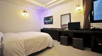 Ciel hotel 42/84