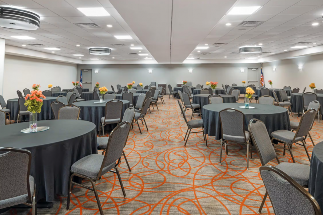 Best Western Plus Miamisburg-Dayton Suites, Banquets & Hotel 16/17