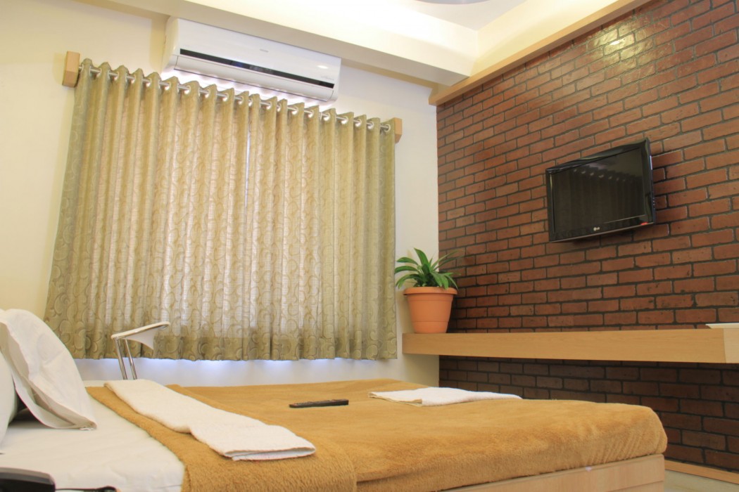 Hotel Sai Gurusthan 55/70