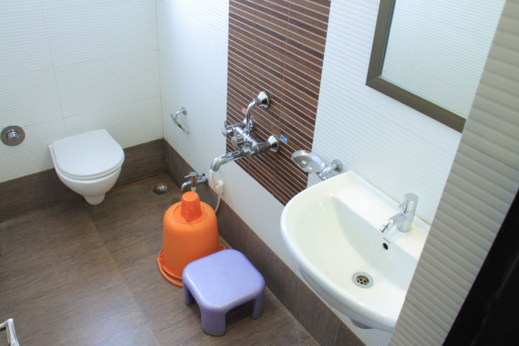 Hotel Sai Gurusthan 43/70