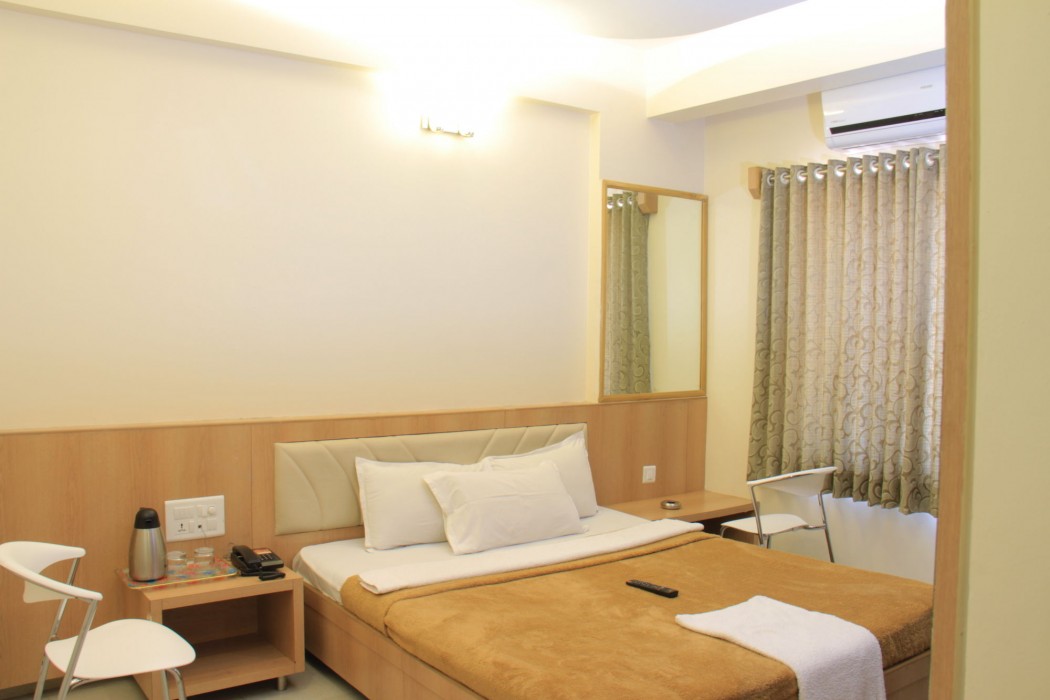 Hotel Sai Gurusthan 46/70