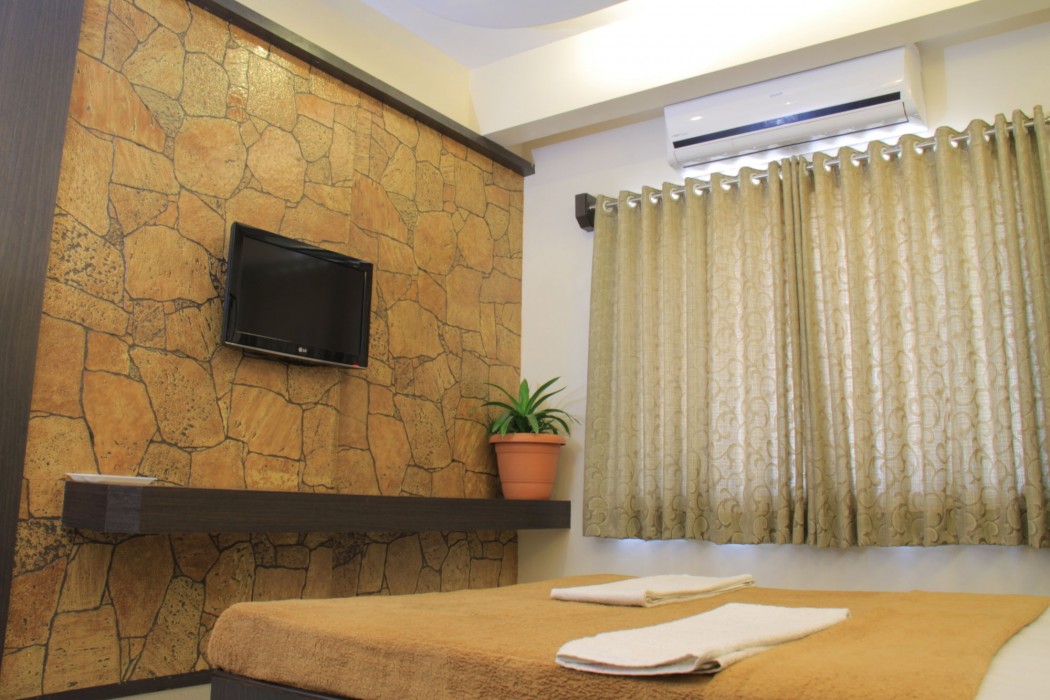 Hotel Sai Gurusthan 58/70