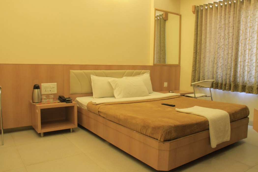 Hotel Sai Gurusthan 52/70