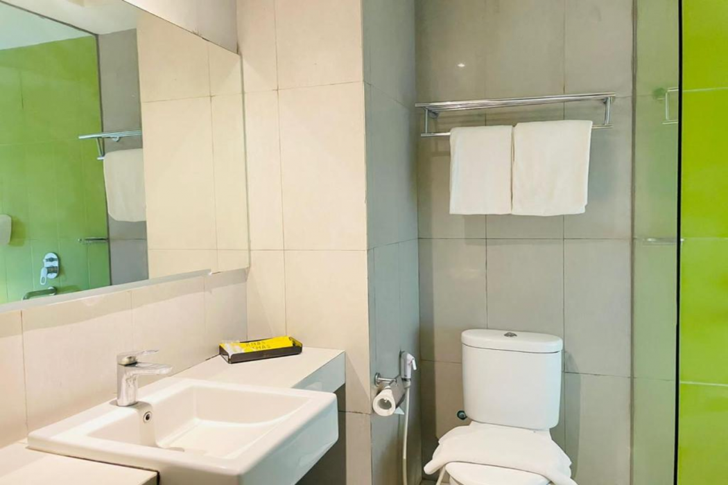 KHAS Surabaya Hotel 14/61