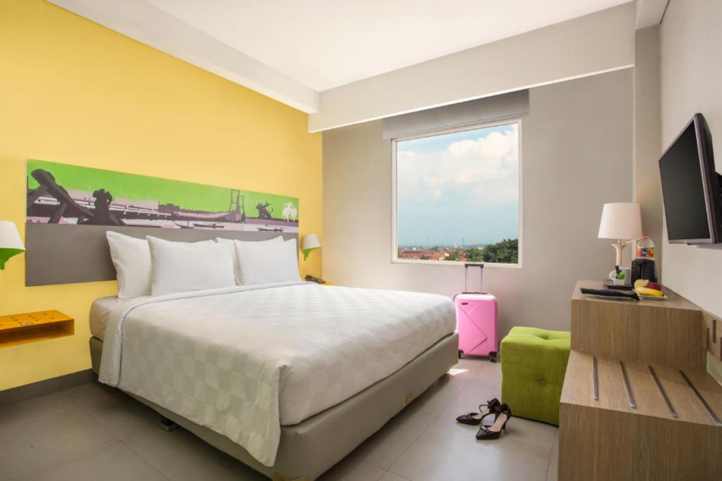 KHAS Surabaya Hotel 12/61