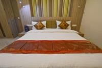 OYO Premium Assi Ghat 30/50
