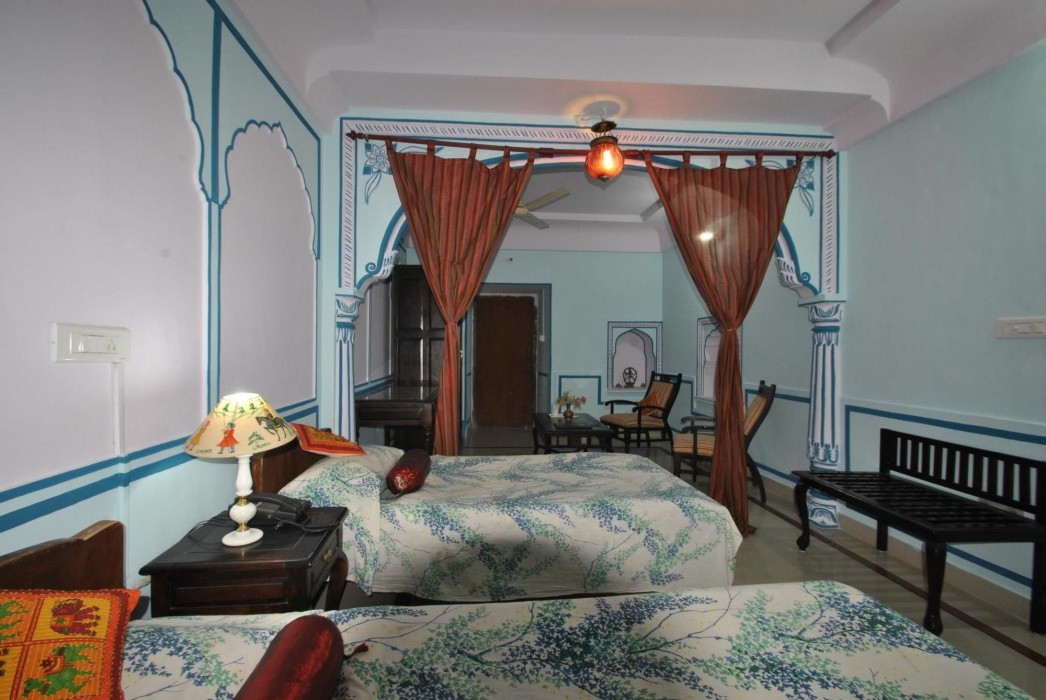 Rawla Mrignayani Palace 21/67