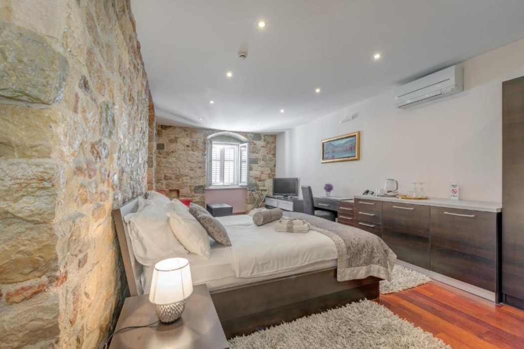 Palace Suites Heritage Hotel – Adults Only 14/70