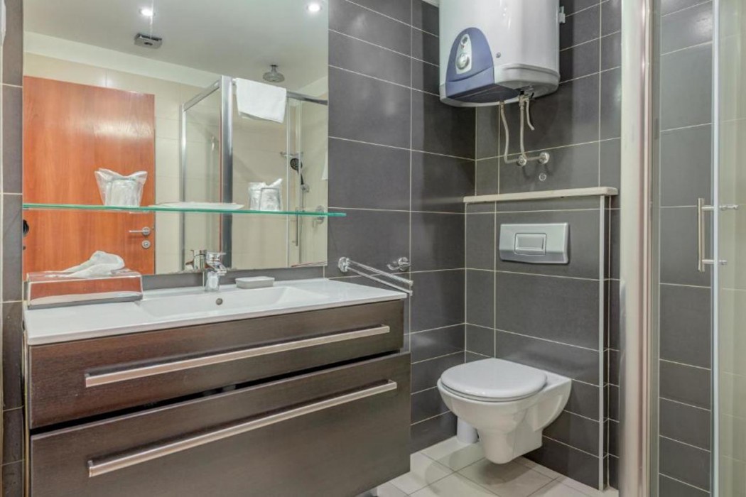 Palace Suites Heritage Hotel – Adults Only 29/70