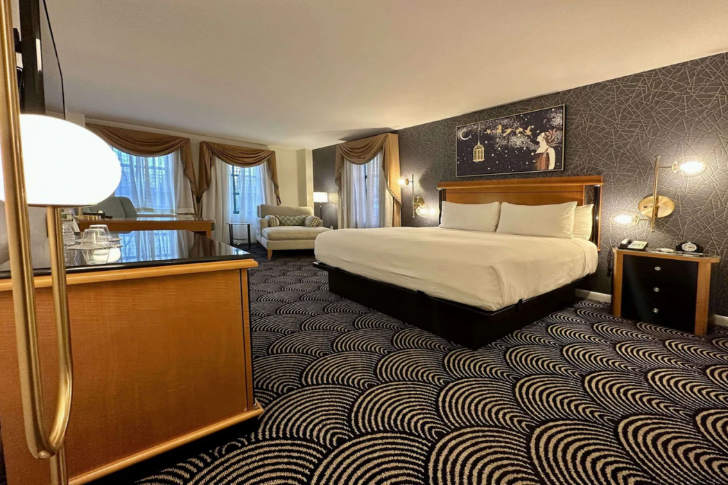 Inn At Great Neck 23/49