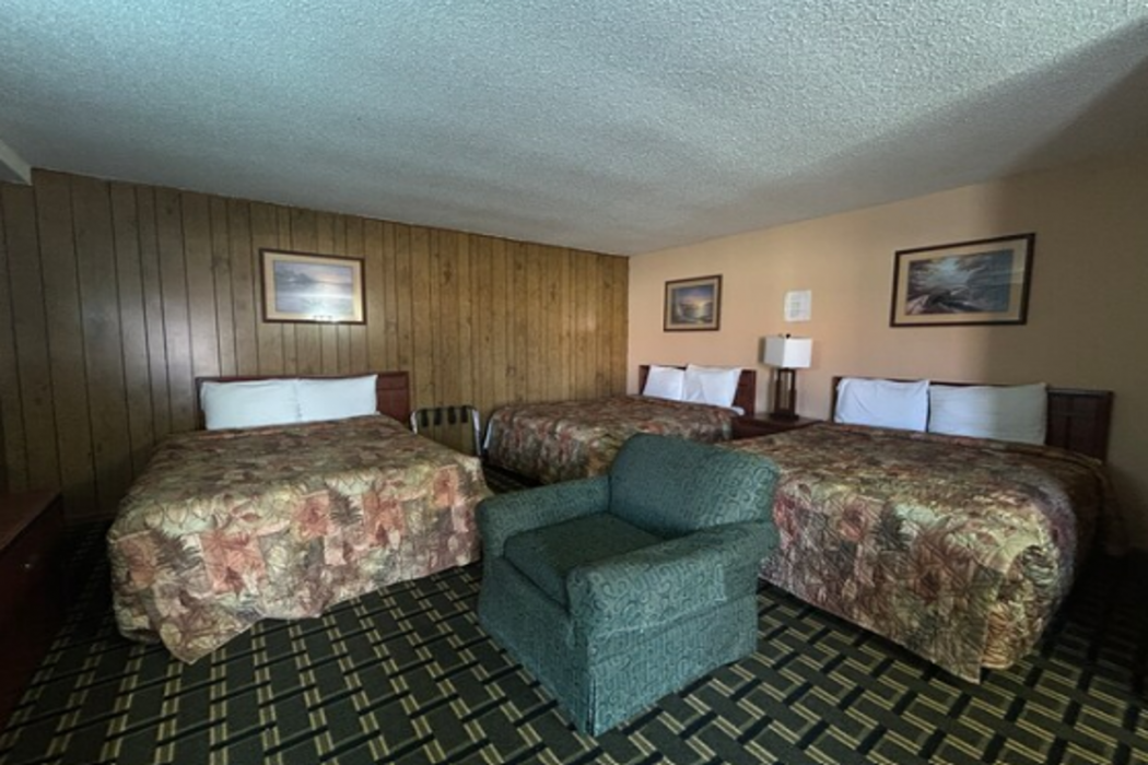 Big 12 Motel Broken Bow 14/43