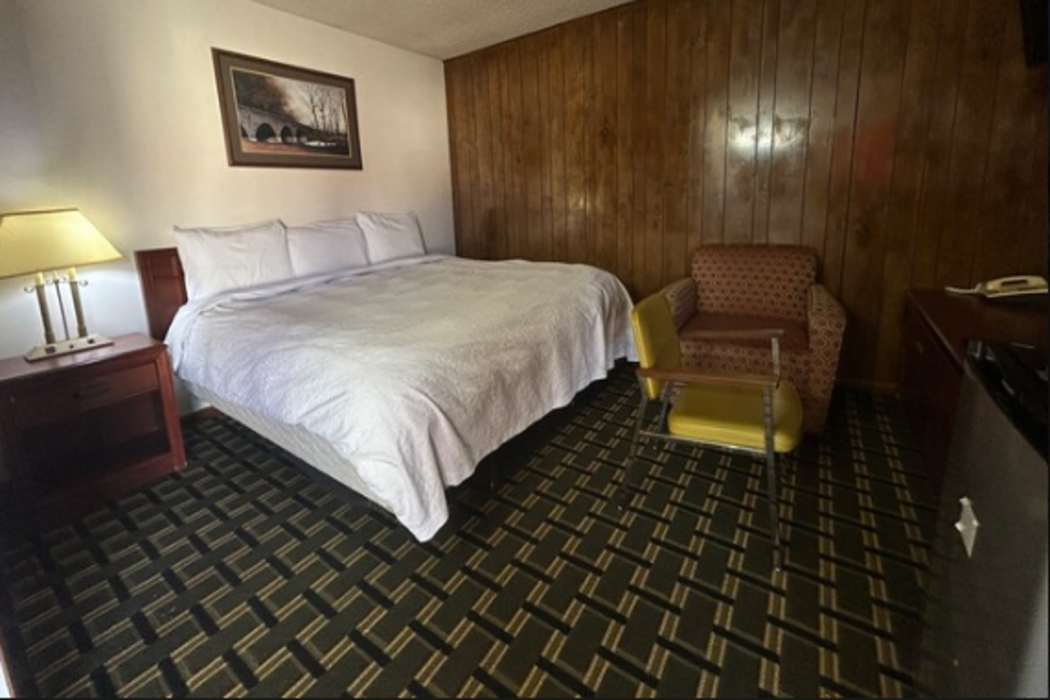 Big 12 Motel Broken Bow 13/43