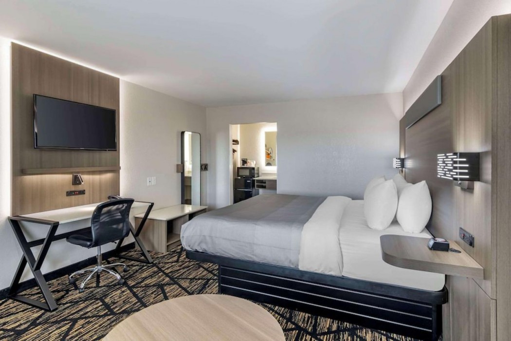 Quality Inn & Suites Athens University Area 13/57