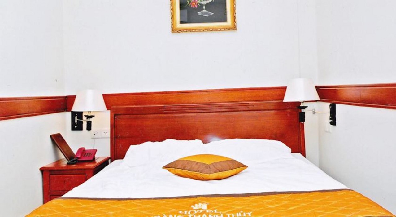 Hoang Thanh Thuy Hotel 1 37/77
