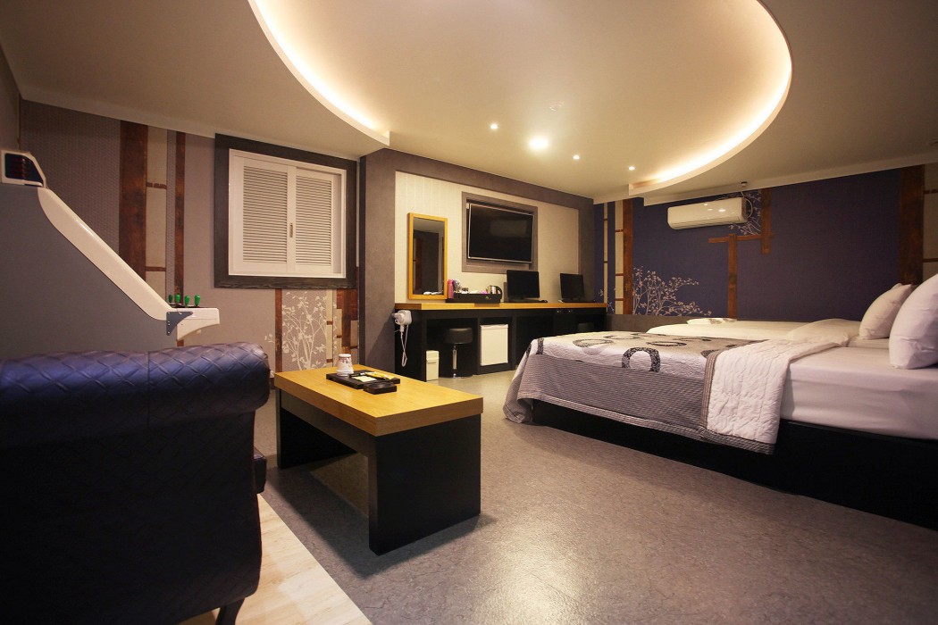 Hotel Luxe 66/75