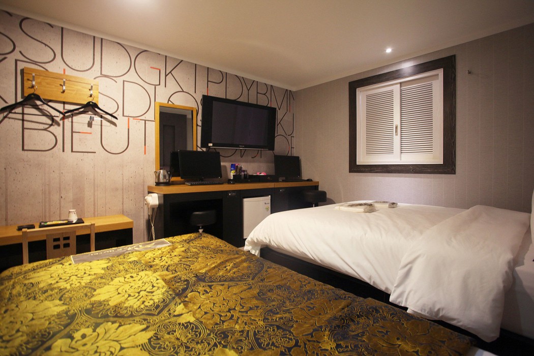 Hotel Luxe 56/75