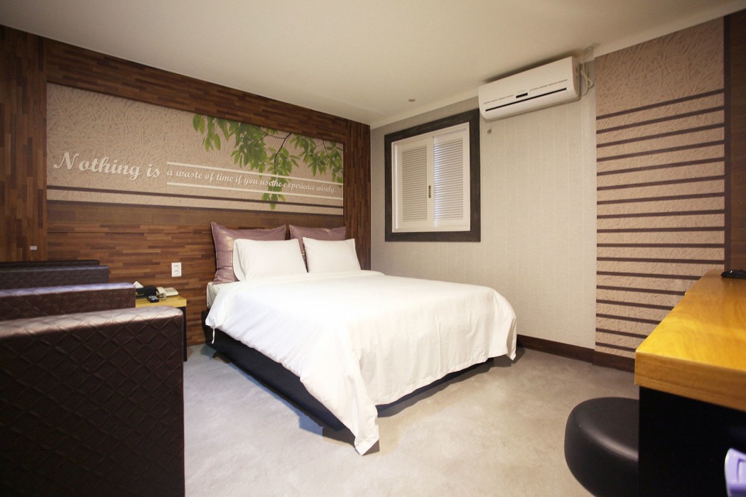 Hotel Luxe 55/75