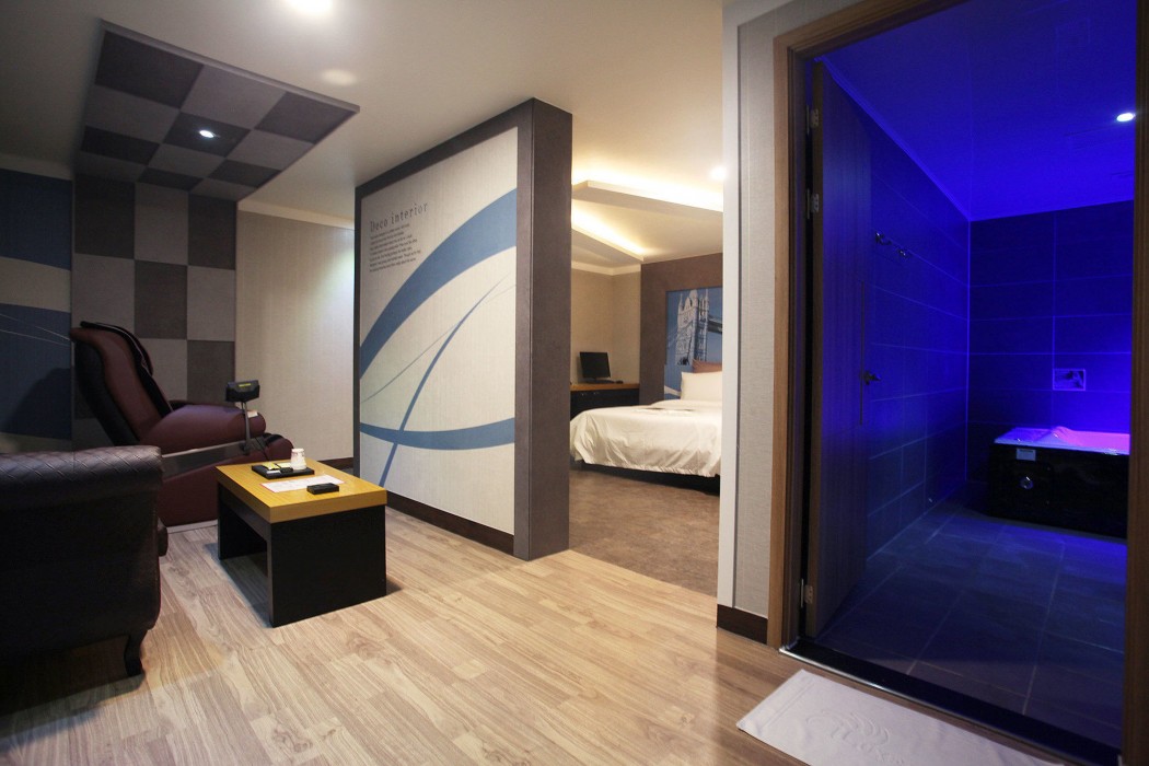 Hotel Luxe 46/75