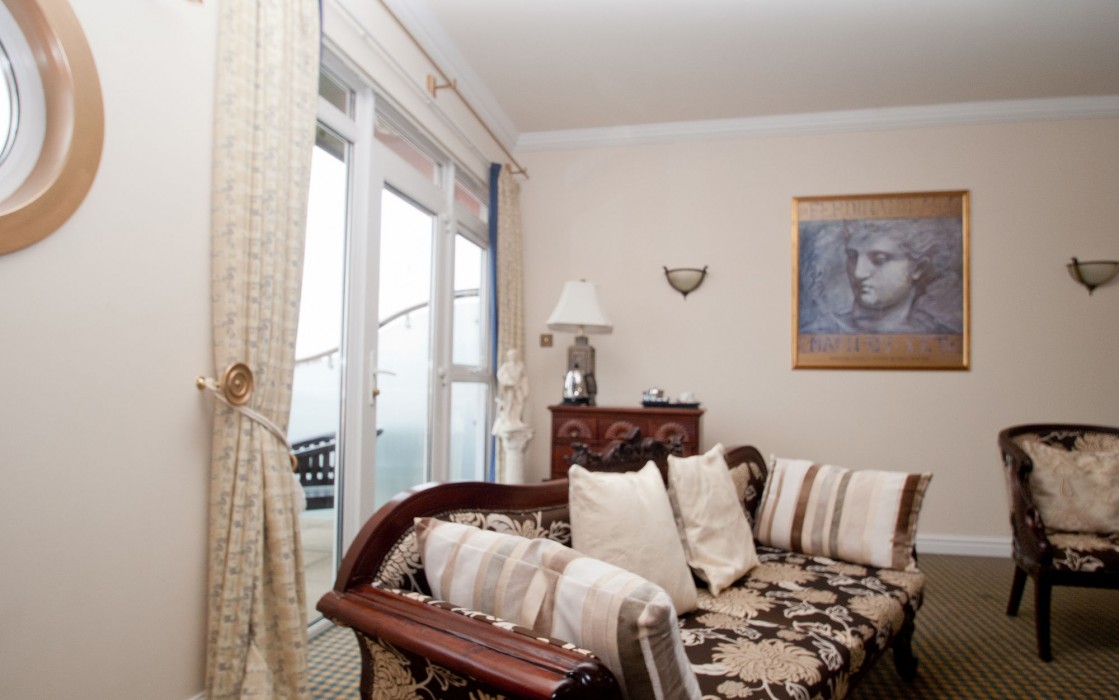 Little Haven Hotel 24/100