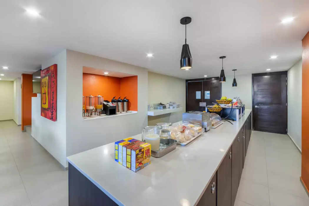 Comfort Inn San Luis Potosi 22/34