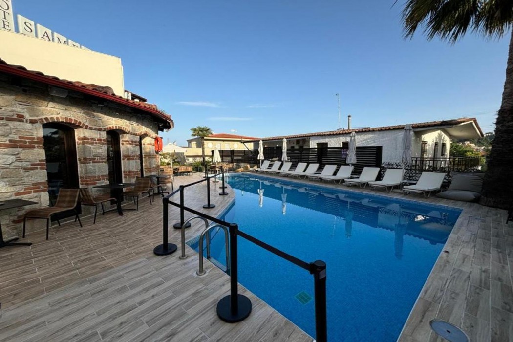 Samel Hotel 3/84
