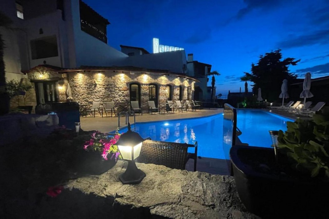 Samel Hotel 45/84