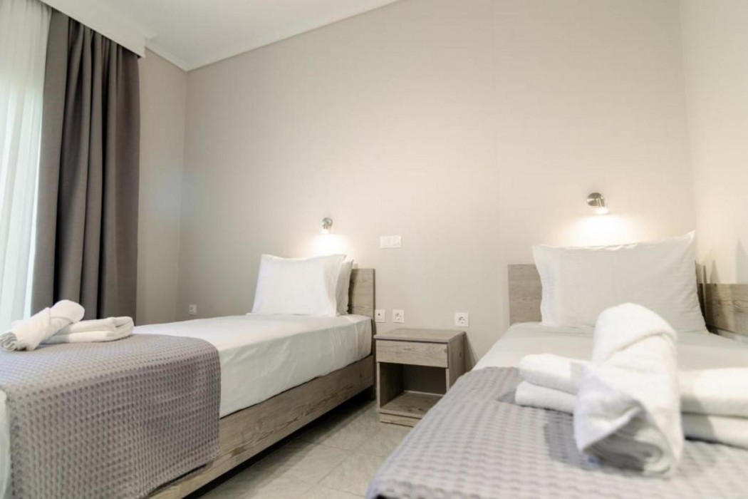 Samel Hotel 14/84