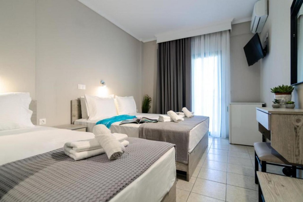 Samel Hotel 25/84