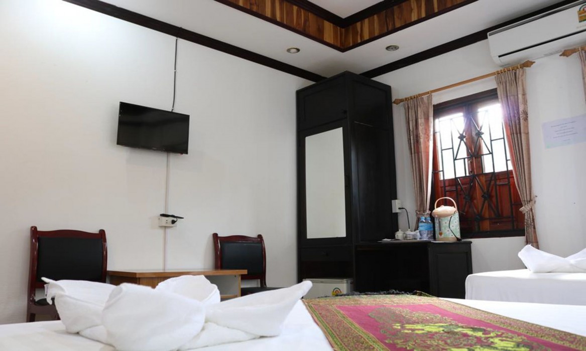 Singharat Guest House 42/51