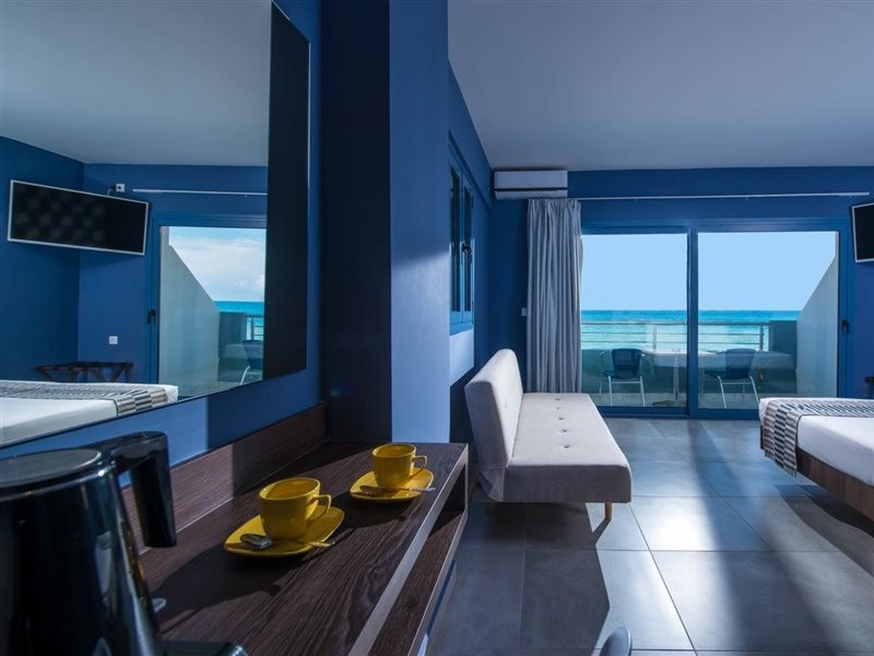 Compass Stalis Beach Hotel 12/41