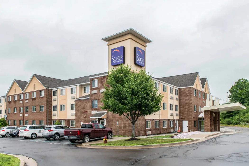 匹兹堡斯利普套房酒店(Sleep Inn & Suites Pittsburgh Airport) 图片1
